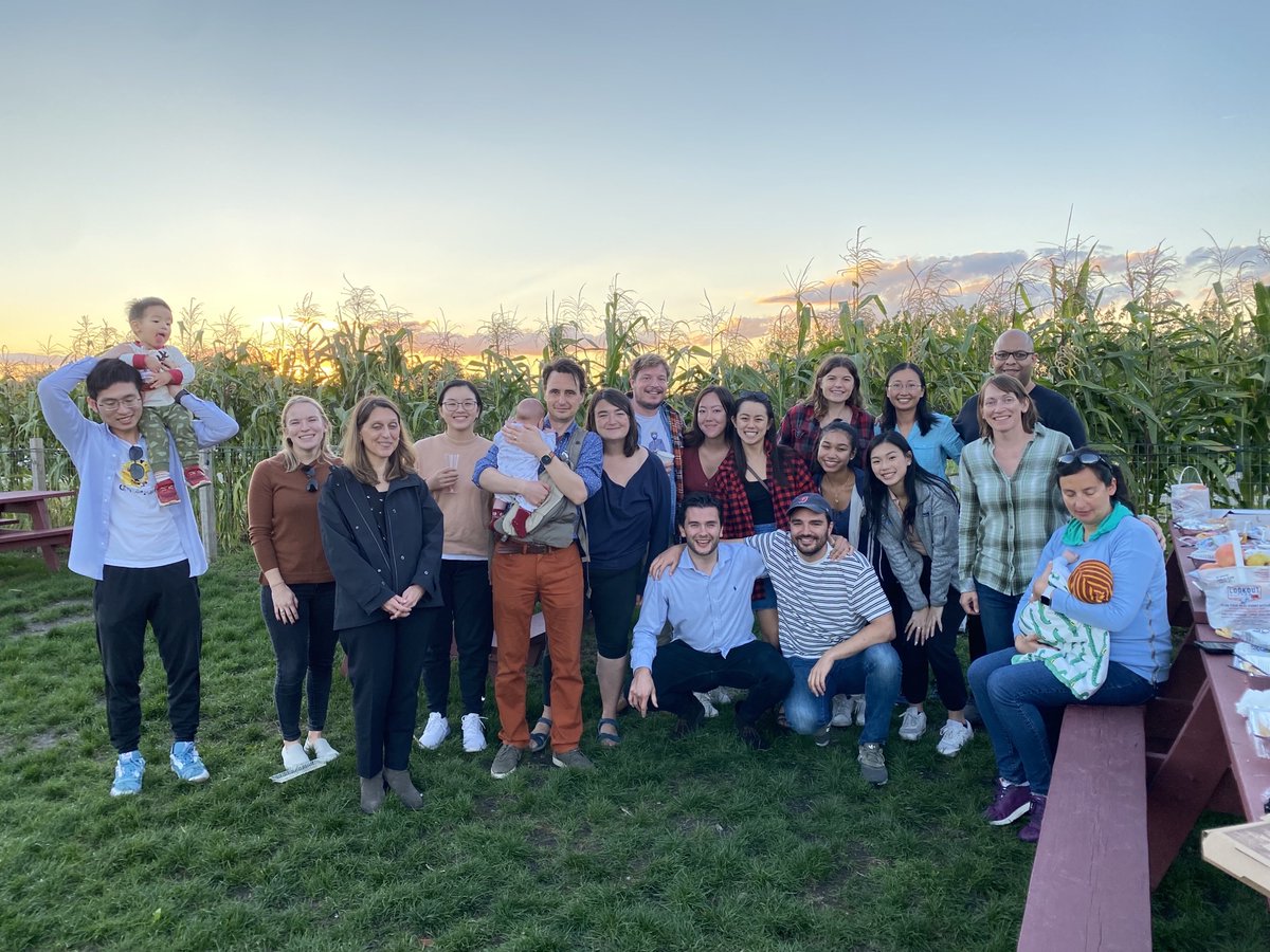 CarlaKimLab's tweet photo. We celebrated the 16th anniversary of the lab with an apple picking trip and outdoor dining. We even had some of our alumni join us! 

The Kim Lab started on 9/1/06, and I'm grateful for the contributions of our former &amp; current lab members. Looking forward to future discoveries! https://t.co/1chawkCCii