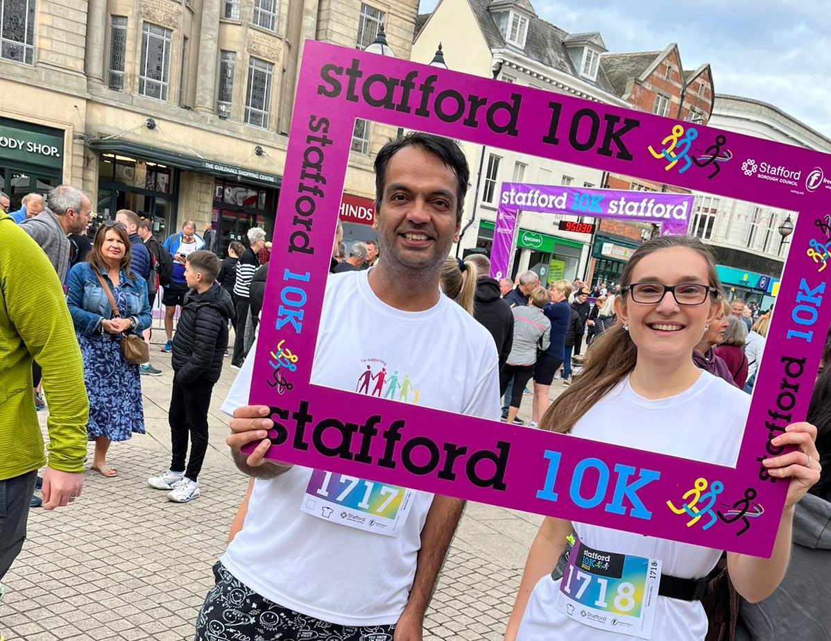 UHNMCharity's tweet photo. Say hello to our brilliant @Stafford10K finishers, UHNM Charity's own Becky Bate and Dr Vikrant Setia, Clinical Fellow in Neurosurgery! 🎖🏃‍♀️🥳

We're so proud of Becky and Dr Setia who were raising funds for @AcuteStrokeUni1 and @228Uhnm.

Fundraise too ➡️ https://t.co/FNgeYZI53Z https://t.co/WzyotyVejT