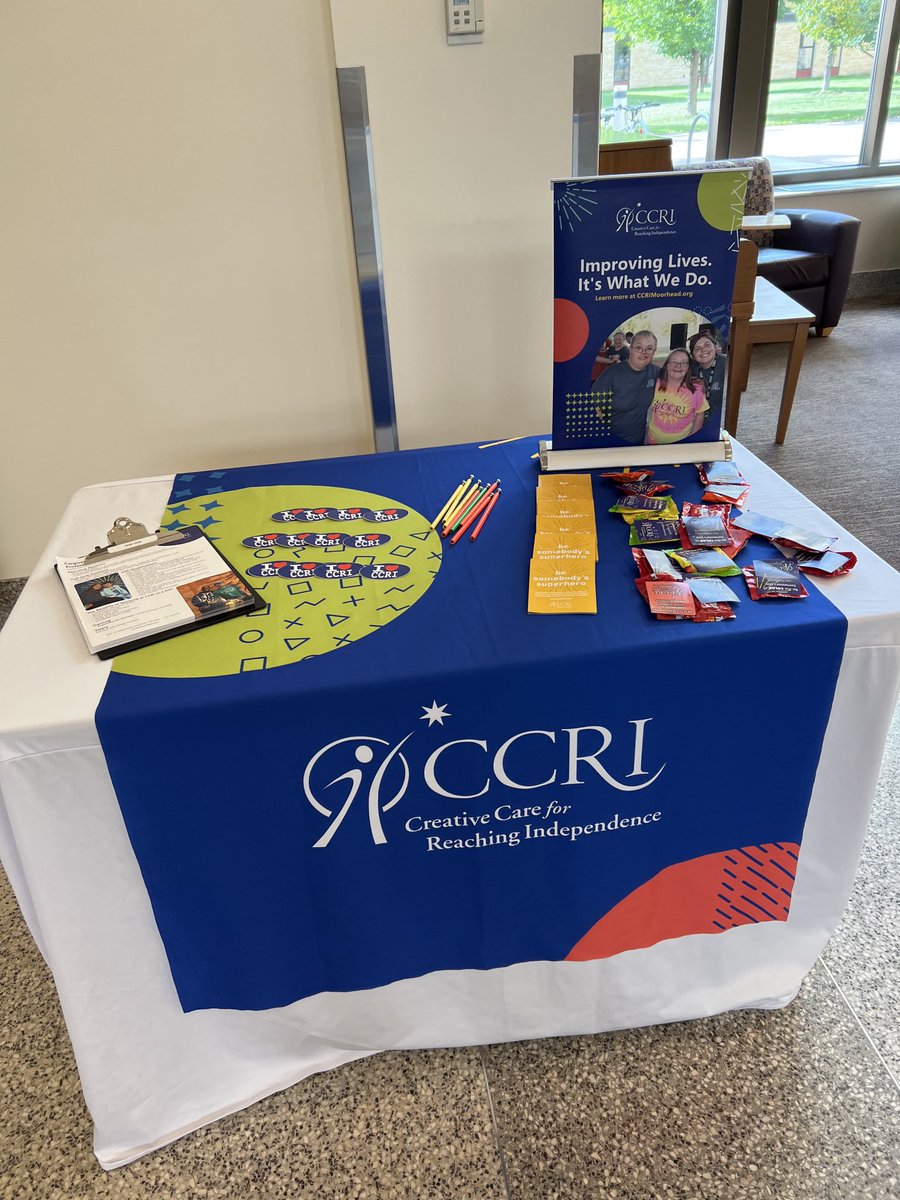 DebBalPla's tweet photo. Stop by to see Deb from #CCRI at Concordia College today from 10:30-1:30 to learn about job opportunities. #TeamCCRI #Cobbers #Moorheadjobs https://t.co/LZACn6WM4Y