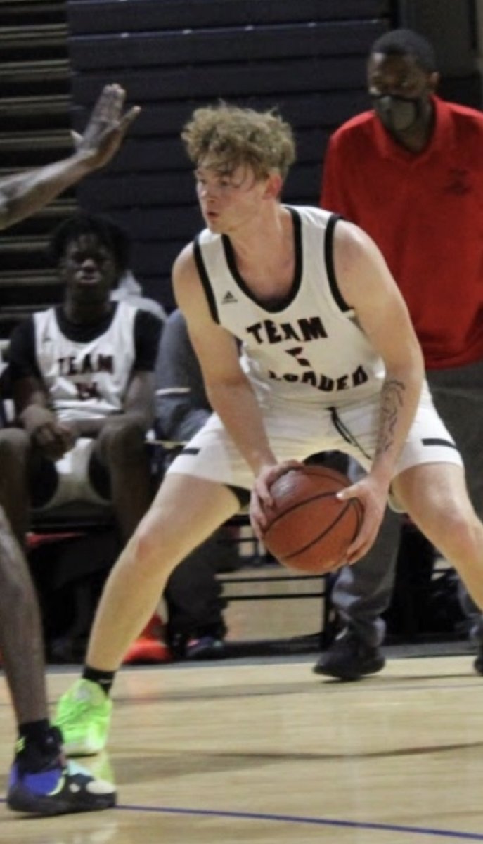 dhandducks's tweet image. Represent! Represent! Next Chapter! #loadedfam# Its a marathon!