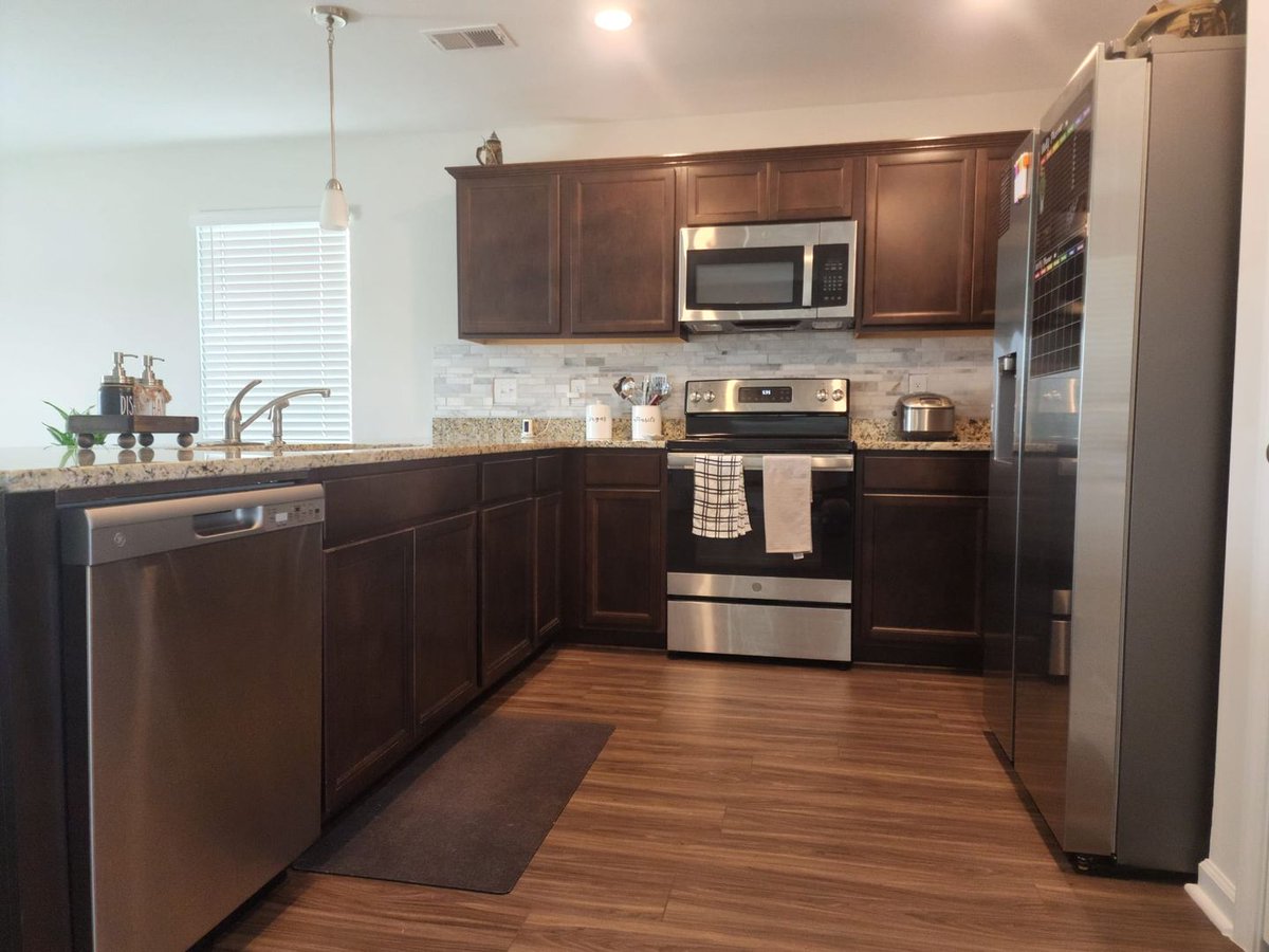 Rotonya3's tweet photo. Your Fall/Forever Home! 🍁

2022 Built Three Bedroom Two and a Half Bath Beauty in Elgin - Approximately 15 minutes away from Away from Ft. Jackson!

405 Eclipse Lane Elgin, SC 29045- Located in the Lovely New Community of Ellington! https://t.co/pv1orZydkZ