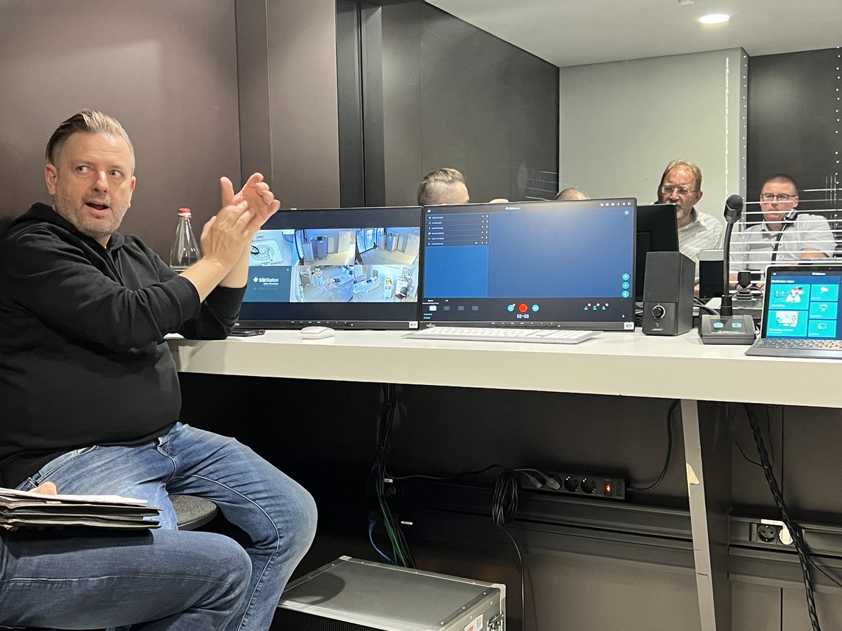 SIM_Station's tweet photo. 7 years ago, #CFPC #DeWidong received its first #SIMStation system. And now, after 7 years to the day, we visit this #simulation center again to train the instructors there on the new SIMStation Software 6.0. A new technical development stage for the next generation of trainees. https://t.co/Ms6q0S2yUw