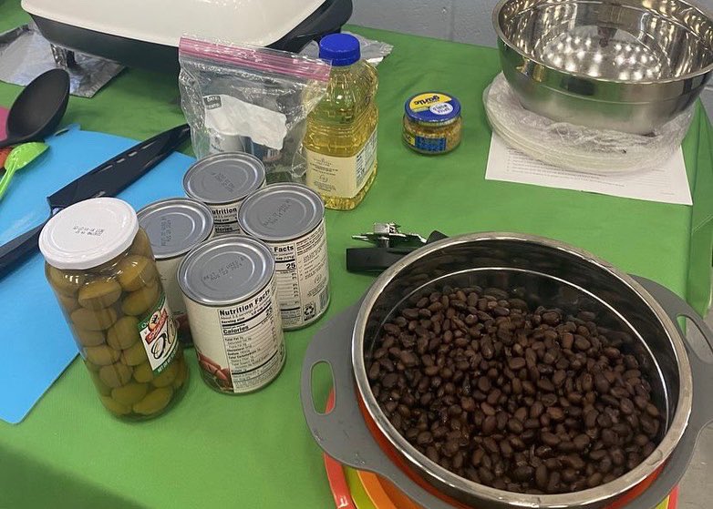 In celebration of Hispanic Heritage Month, on Tuesday September 20th, the Bayside FSC kicked it off with a special night full of family fun making some delicious Picadillo!
  
#HispanicHeritageMonth #CommunityAction