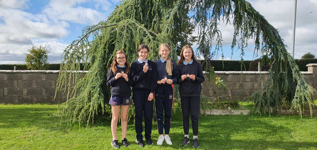 RosegreenNS's tweet photo. Well done to all of the children who competed in the Tipperary Primary School Cross Country Running Competition in Thurles yesterday. Congratulations to all of the individual and team medal winners. https://t.co/wtVFkEZrs6