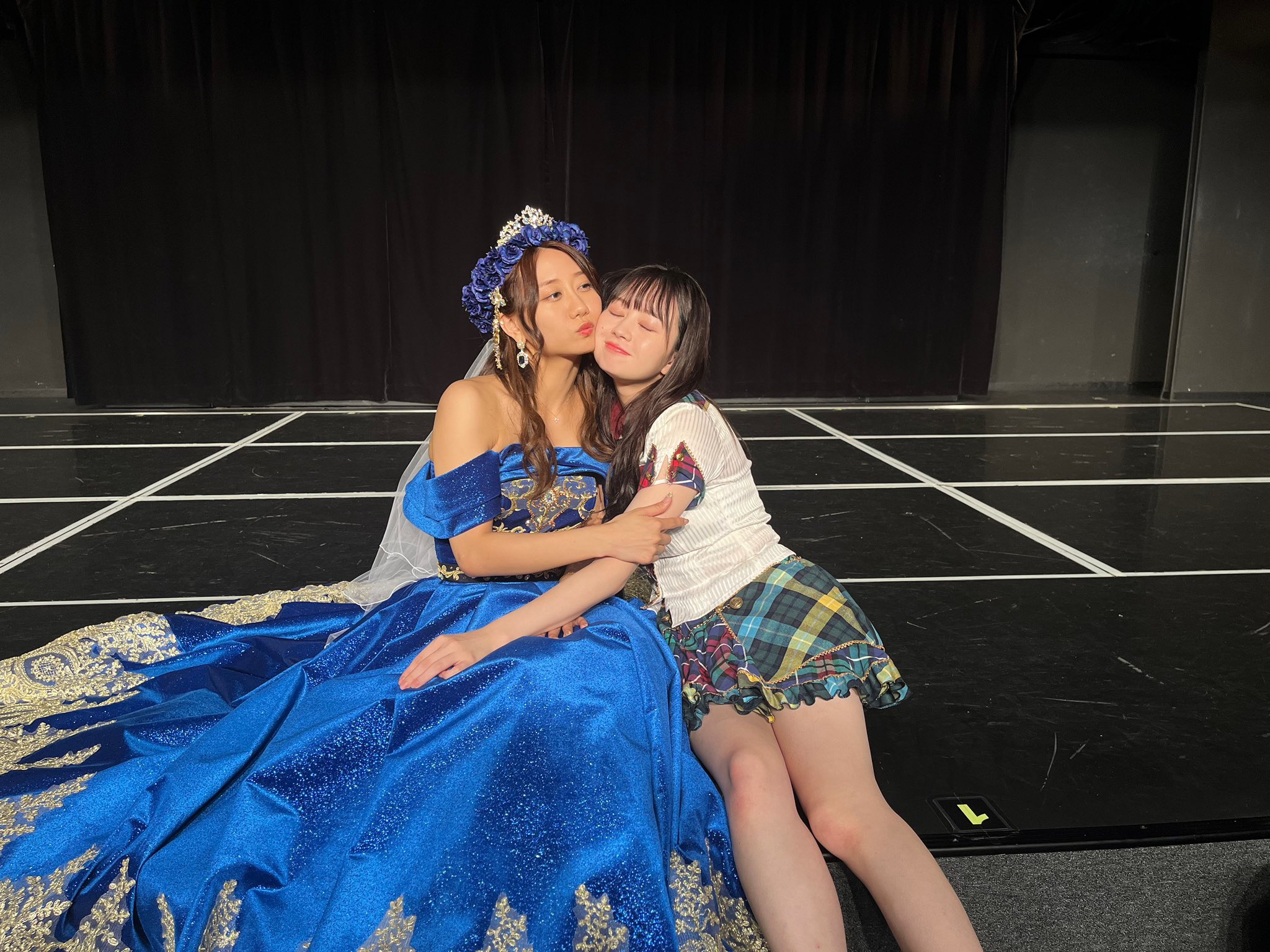 Fd1bc22aMAAIIh3?format=jpg&name=large