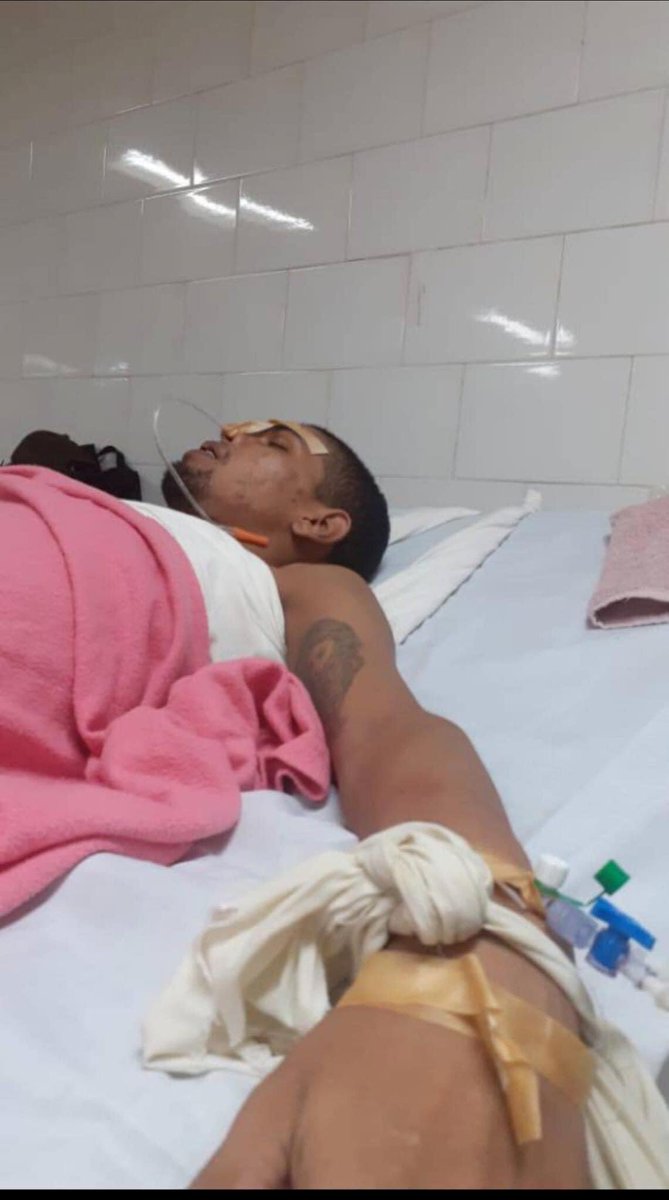 CubaBella13's tweet photo. Que triste q estén muriendo valientes por la libertad d nuestra #Cuba y no tienen un respaldo de los Cubanos q se van a beneficiar en un futuro d esa LIBERTAD. 
“Muere Andy Cruz joven de solo 27 años en huelga de hambre ,el joven estuvo más de 2 meses sin ingerir alimentos” https://t.co/GrYblDPfQ0