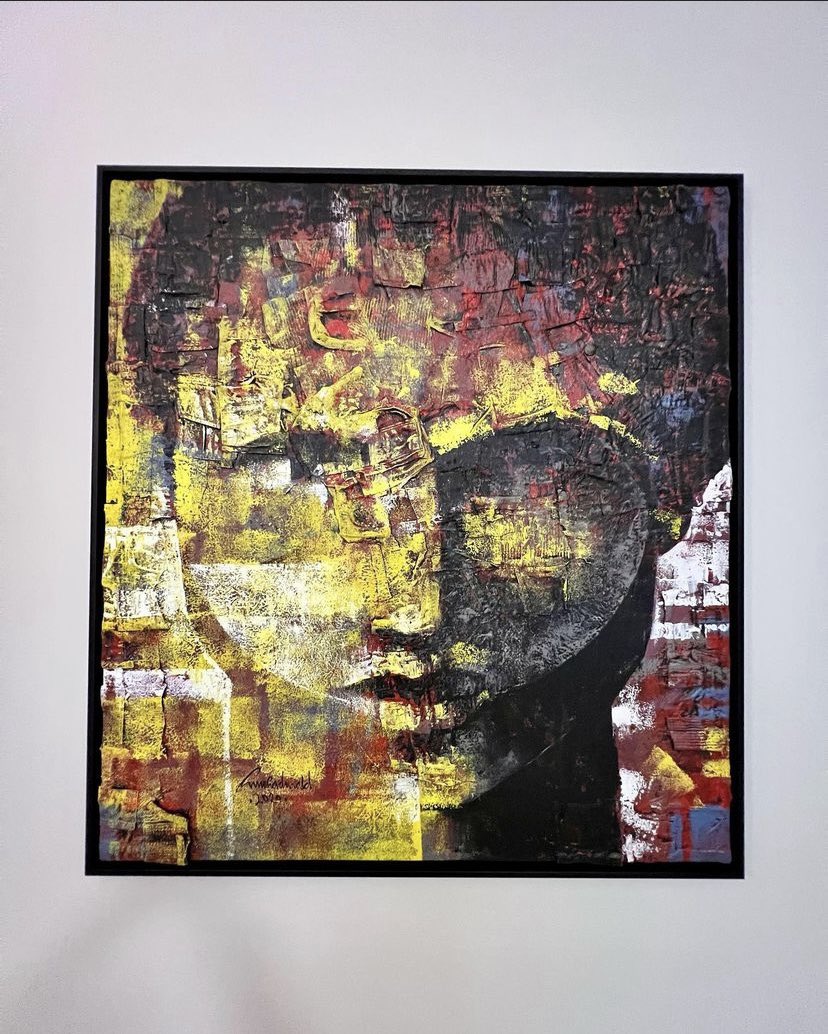 arthomesng's tweet photo. Swipe left and pick your fighter 😍
One of the best things about our homes is that if you see an artwork you love, you can purchase it. 

Is it a home or a
gallery? a fine blend of both.
Call us on +234 806 288 2602 to find out more information/ make a reservation.
#artworks https://t.co/Fh4yeNNcUU