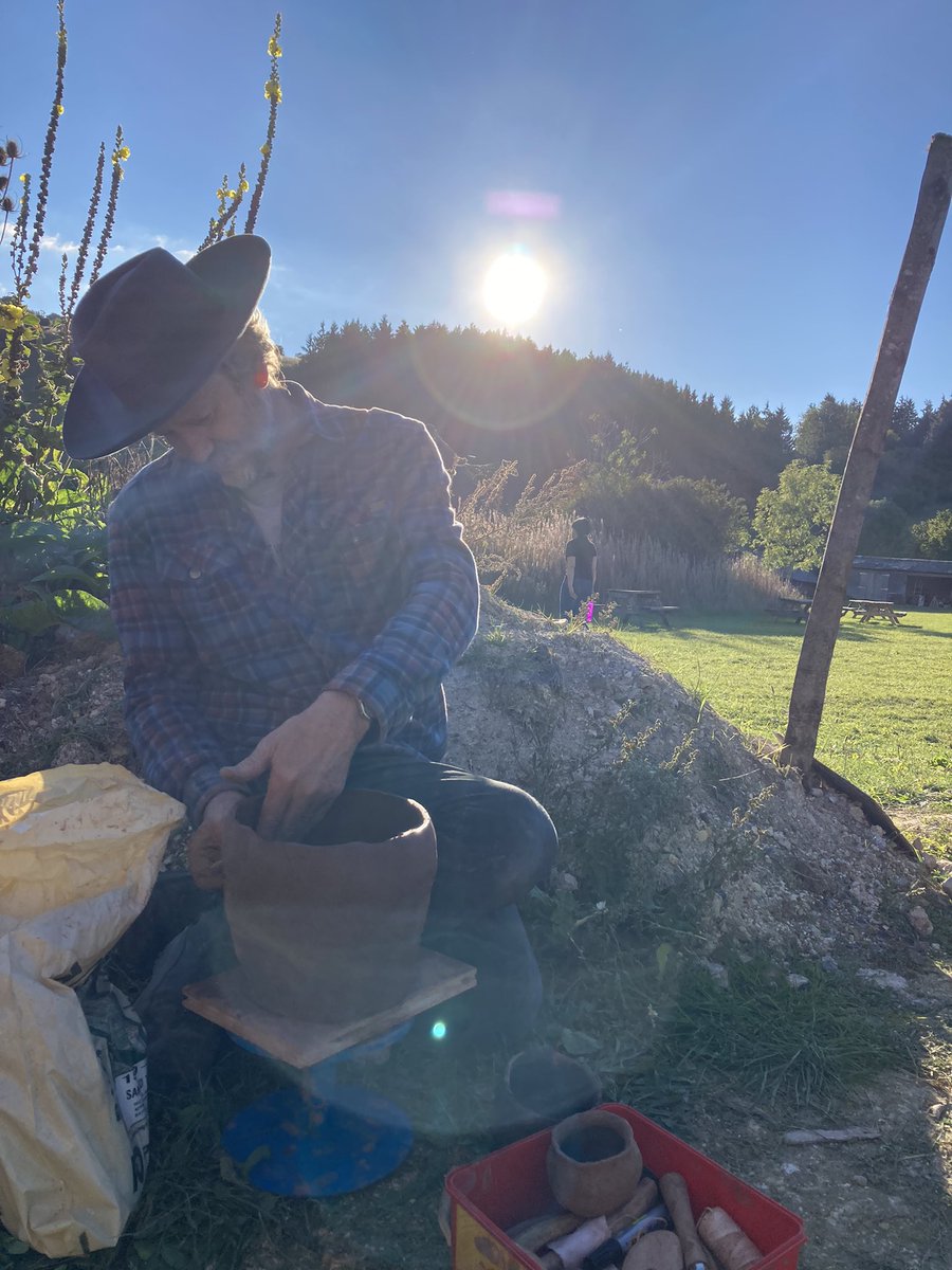 UCLarchaeology's tweet photo. A perfect first day of #ATech22 @butser at the kiln with Alice &amp; Bill #ArchaeoTech22 https://t.co/WuOusvKY3O