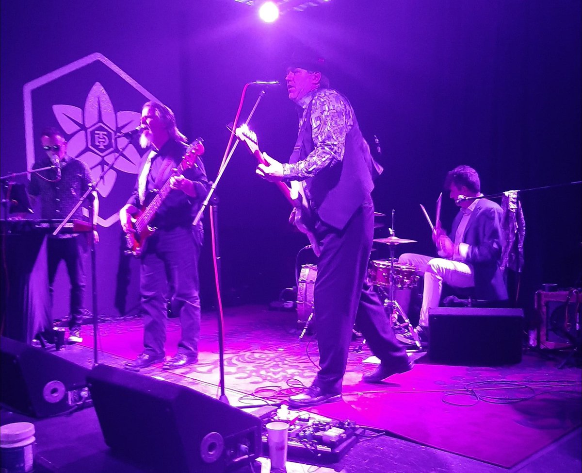 Excited to have the GREAT Papa Green Shoes in the Cellar house tomorrow night to help us dance our way into the weekend! 
🤩✨🕺

#weekendvibes