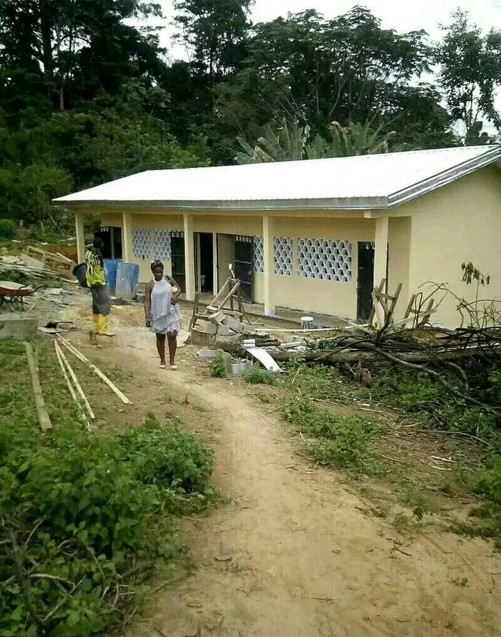 RadioCultureFm's tweet photo. #RentréeScolaire 2022-2023
La Commune de #Matomb se lance dans la construction des salles de classe.
#NyongEtKellé #Cameroun #Cameroon #CultureFM https://t.co/lH8DF9NwZ6
