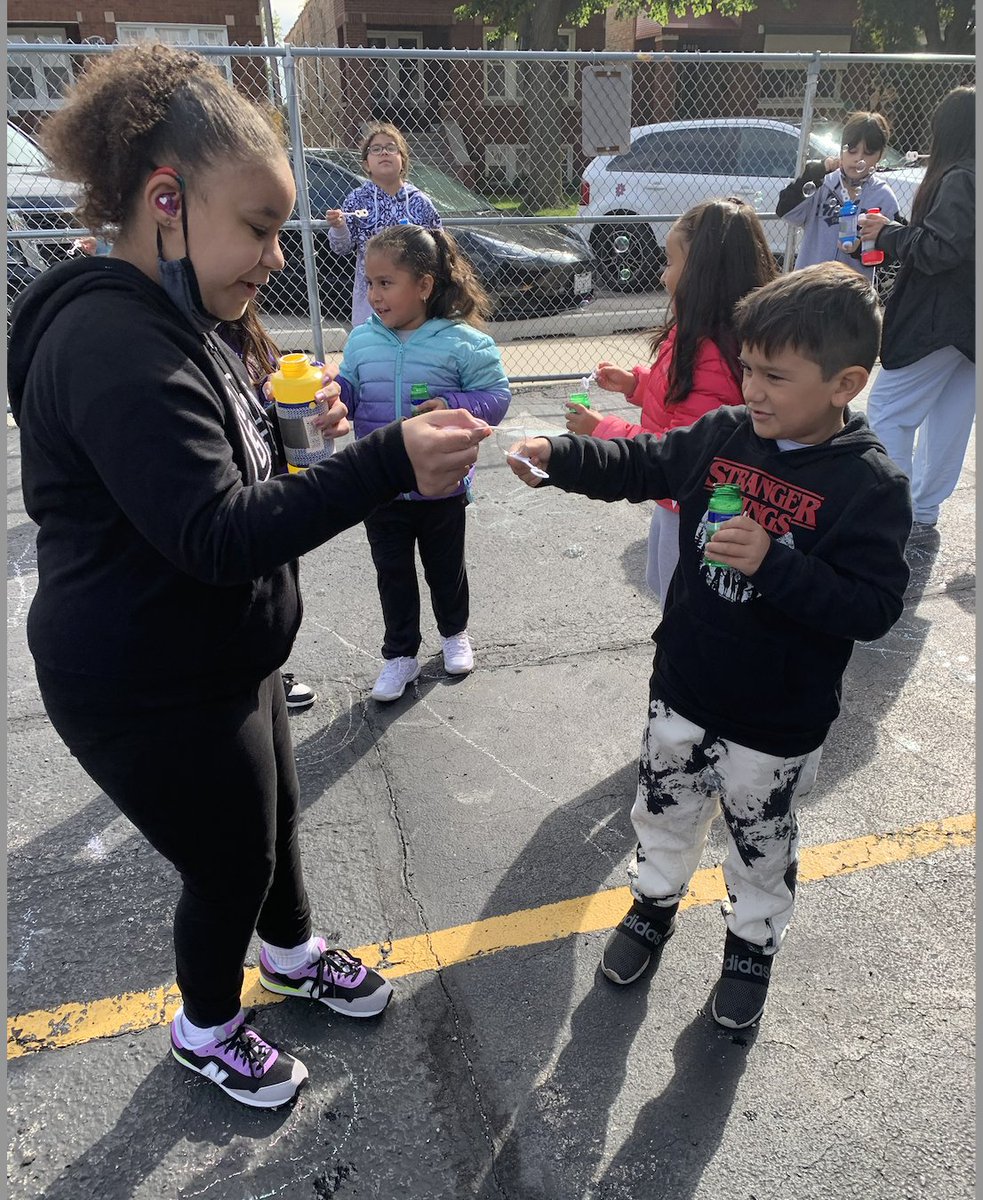 Theresa Sievers tweet media