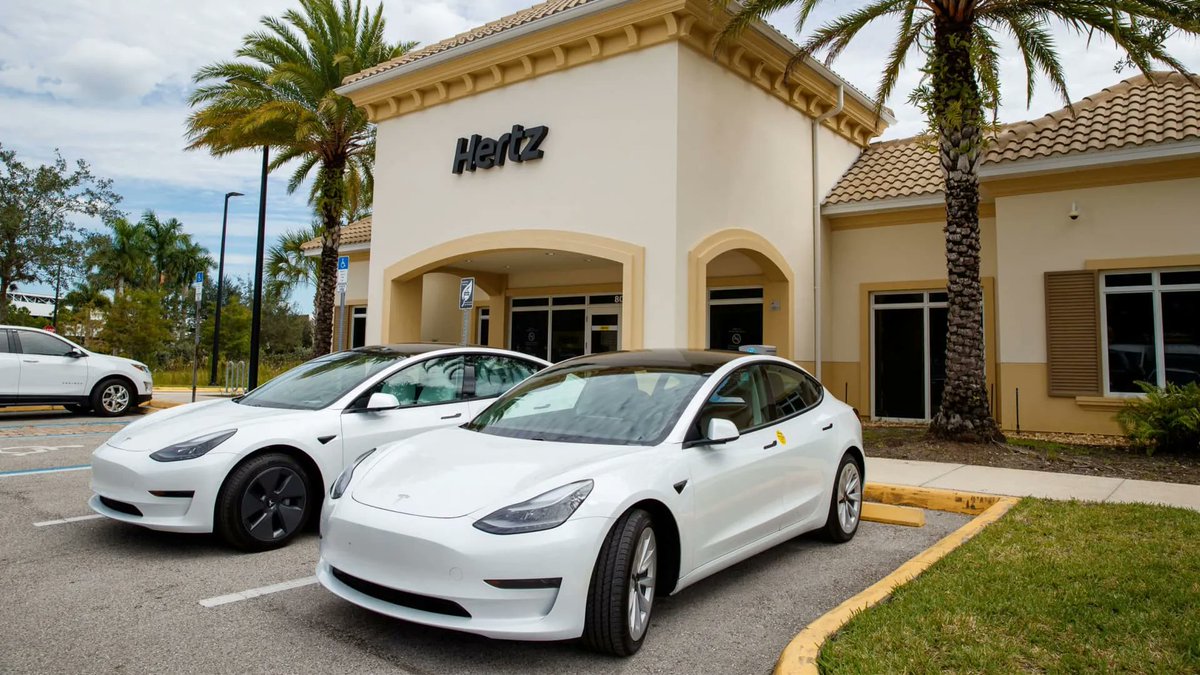 The chargers will support Hertz’s plans to add hundreds of thousands of EVs to its fleet over the next several years. 

Hertz is teaming up with oil giant BP to install thousands of EV chargers in the U.S. cnbc.com/2022/09/27/her…
