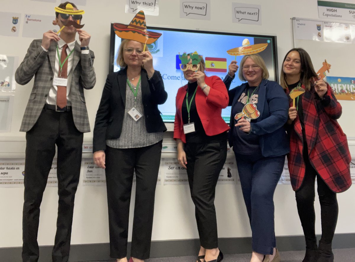 Stanb_MFL's tweet image. Happy Open Evening from the MFL Department! Welcome to Stanborough School! 🇫🇷🇪🇸😀