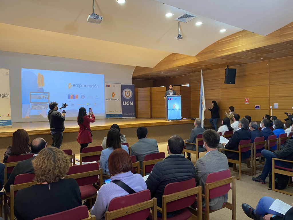 Subsecretario del Trabajo, Giorgio Boccardo <a href="/gboccardobosoni/">Giorgio Boccardo Bosoni</a> presente en este importante momento que materializa la inauguración de <a href="/EmpleoRegion/">Empleo Región</a> con miras a potenciar la empleabilidad en la #RegióndeAntofagasta