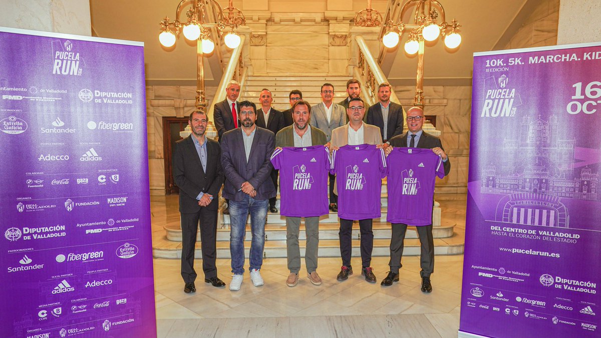El alcalde de Valladolid, <a href="/oscar_puente_/">Óscar Puente</a> , ya luce los colores de la Pucela Run 💜🤍. ¡Gracias por acompañarnos, <a href="/alberbustos/">Alberto Bustos</a> y <a href="/javiglezvega/">Javi González Vega</a>!

<a href="/Dip_Va/">Diputación de Valladolid</a> <a href="/estrellagalicia/">Estrella Galicia</a> <a href="/adecco_es/">Adecco</a>  <a href="/santander_es/">Santander España</a> <a href="/FuenteolidMoto_/">FUENTEOLID BMW Motorrad</a> <a href="/realvalladolid/">Real Valladolid C.F.</a> <a href="/madison_mk/">MADISON MK</a> 

#PucelaRun2022
