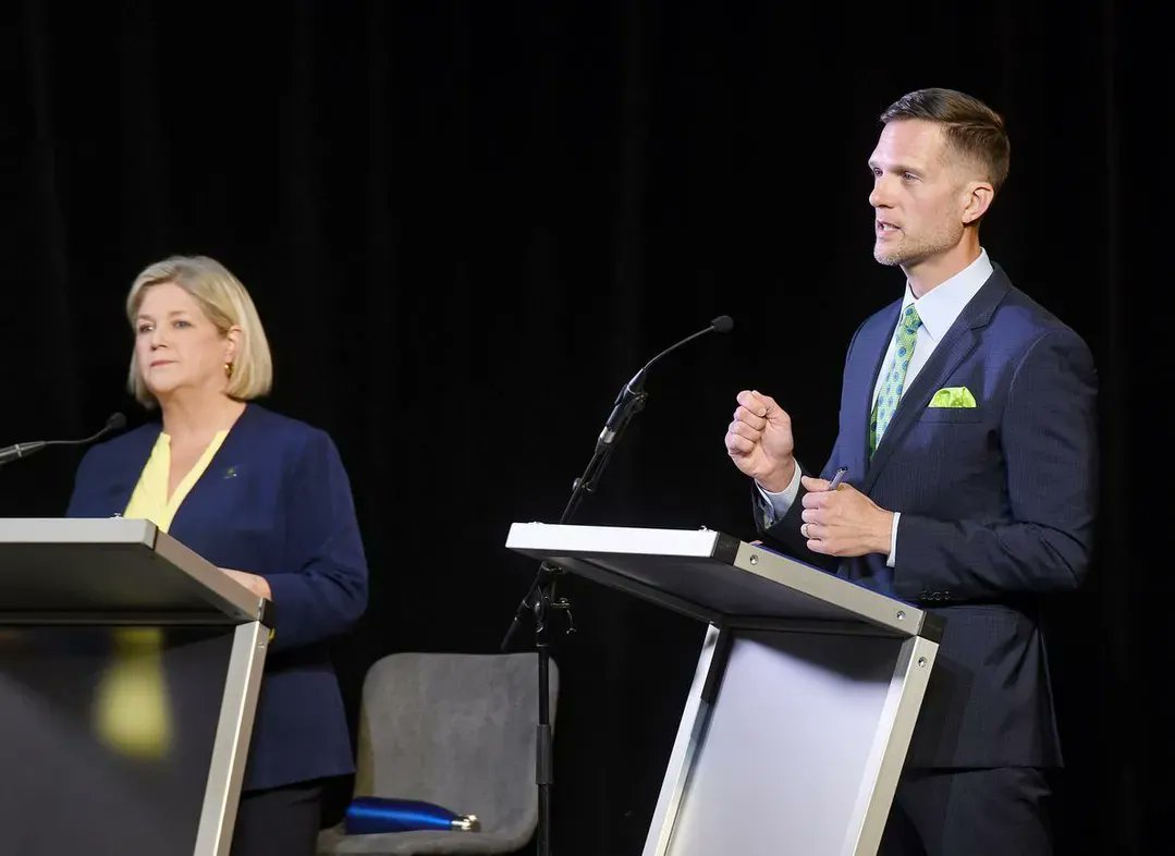 HamiltoNEXTca's tweet photo. With Bratina sidelined by COVID-19, Hamilton mayoral candidates Horwath, Loomis trade barbs on debate stage  #HamOnt #FrameOurFuture #HamiltonVotes2022 #yhmvote https://t.co/wiPSGhM2dM https://t.co/kOgOsqUVmb