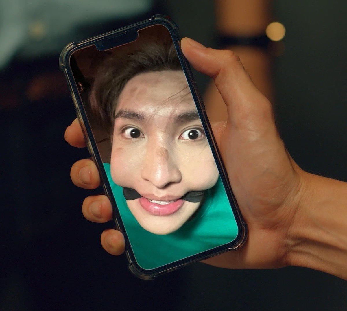 yujunsmile's tweet photo. nao mas eu to rindo muito com essa foto perdão rain https://t.co/TSBe1DZmbo