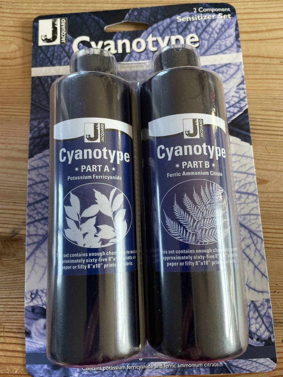 LancasterJane13's tweet photo. Cyanotype kit has arrived #beachschool #forestschool #seahouses #Northumberland #arts #blueseathinking #cyan https://t.co/bgNUDfTiUZ