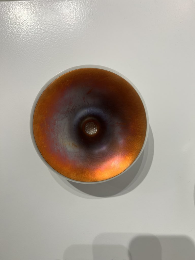 schuhmacher's tweet photo. Spent a splendid afternoon at @GoldsmithsCo Fair at the magnificent Goldsmiths’ Hall. There is so much creativity &amp; mastery to see here 

- plus a great discussion with @AT_Metalsmith and @abostrom2 about Adi’s practice and response to restitution. https://t.co/4mDrYHPn8I