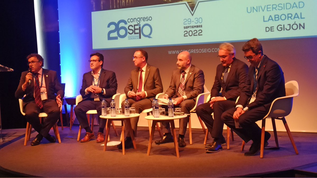 Inauguración oficial #SEIQ2022
👨🏻‍⚕Dr. José Carlos Fernández, Presidente del Comité Científico “Contaremos con la mayor innovación en #cirugíaRobótica que existe" "El Colegio de Médicos siempre apoyará la #investigación, la #innovación y la #formación de los médicos de Asturias"