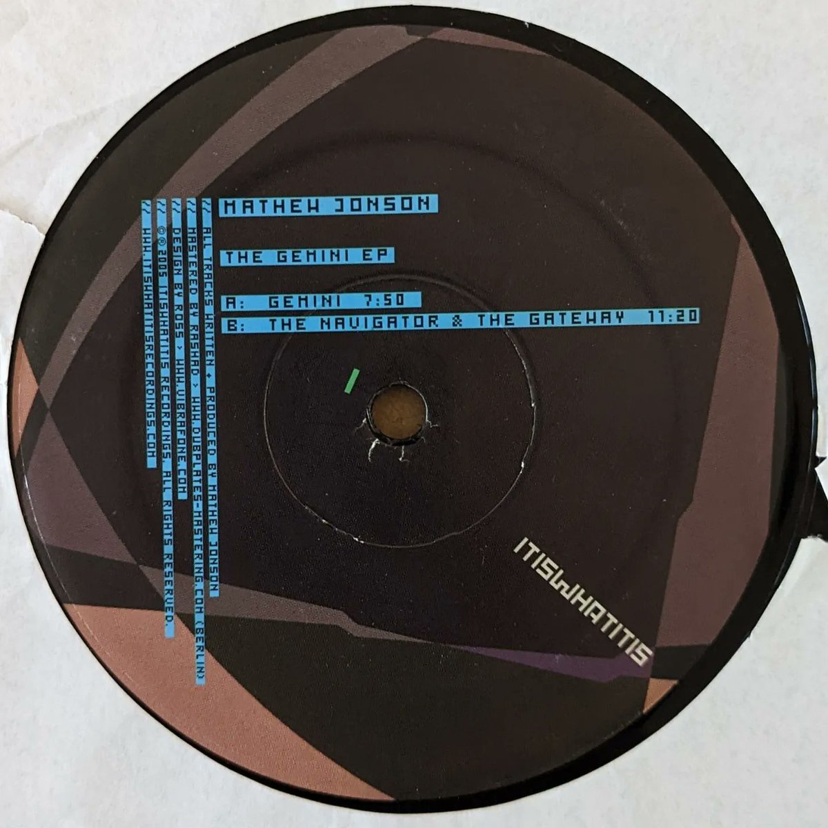 freakdaddyNL's tweet photo. #itiswhatitisrecordings #thegeminiep #mathewjonson #vinyl #collection  random pick #214 https://t.co/gb3U8Qv8bC