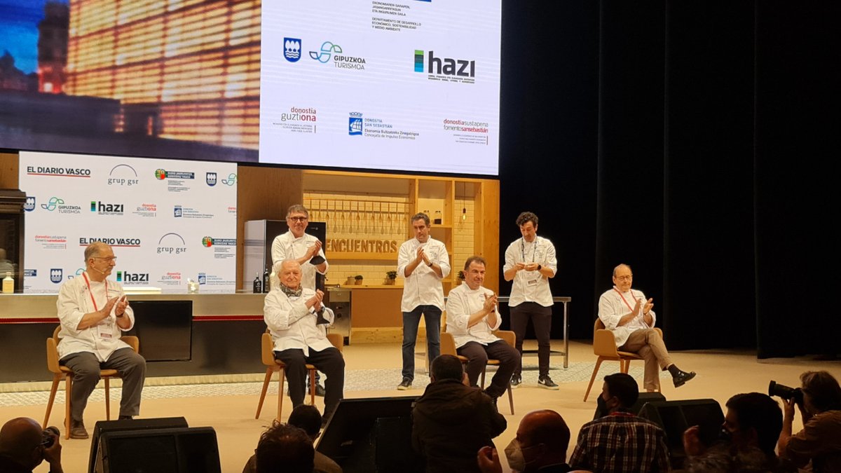 At the Kursaal or streaming... you decide how to enjoy San Sebastián Gastronomika. 
Find out about registration at ➡️ sansebastiangastronomika.com/en/home/inscri…