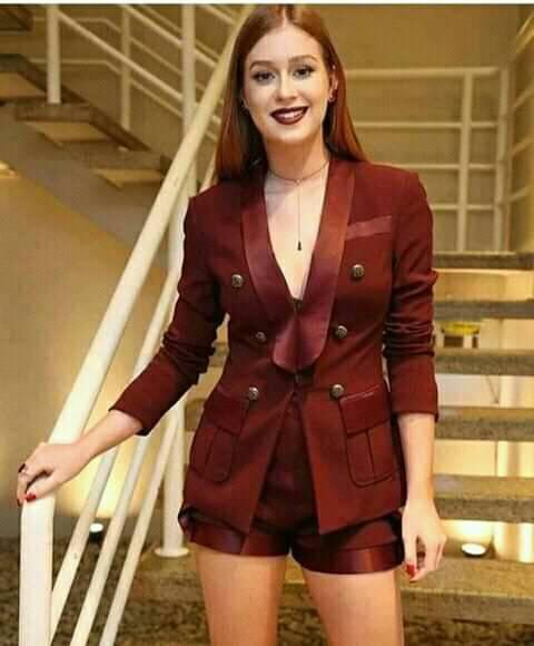 alnlm32's tweet image. Marina Ruy Barbosa es a pessoa mais linda maravilhosa agradável inteligente bondosa doce !!!o maior ícone da cultura popular brasileira.o maior exemplo de caráter.de honestidade.dedicou sua vida ao seu trabalho.conquistou o sucesso com simplicidade