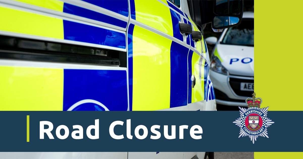 The A517 at #Hulland Ward is currently closed due to a collision near to the junction with Dog Lane.

Emergency services are currently at the scene.

There may be some disruption, so please avoid the area and find alternative routes.