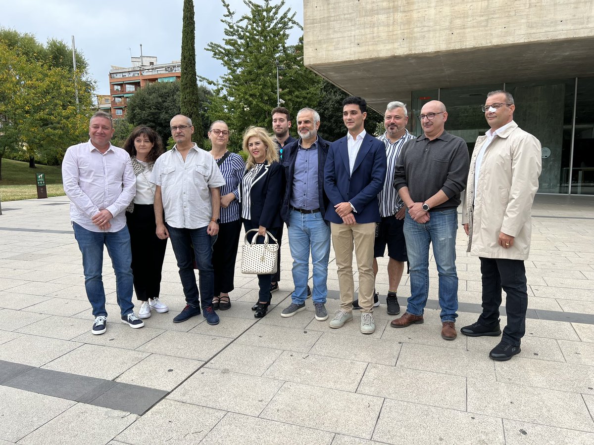CsMollet's tweet photo. Hoy hemos presentado a nuestro candidato a la alcaldía para las elecciones municipales de 2023.

@MunnerXavi encabezará la lista de @CiutadansCs en #Mollet 

Tenim equip i projecte per a la nostra ciutat. https://t.co/QdCdLFINU8