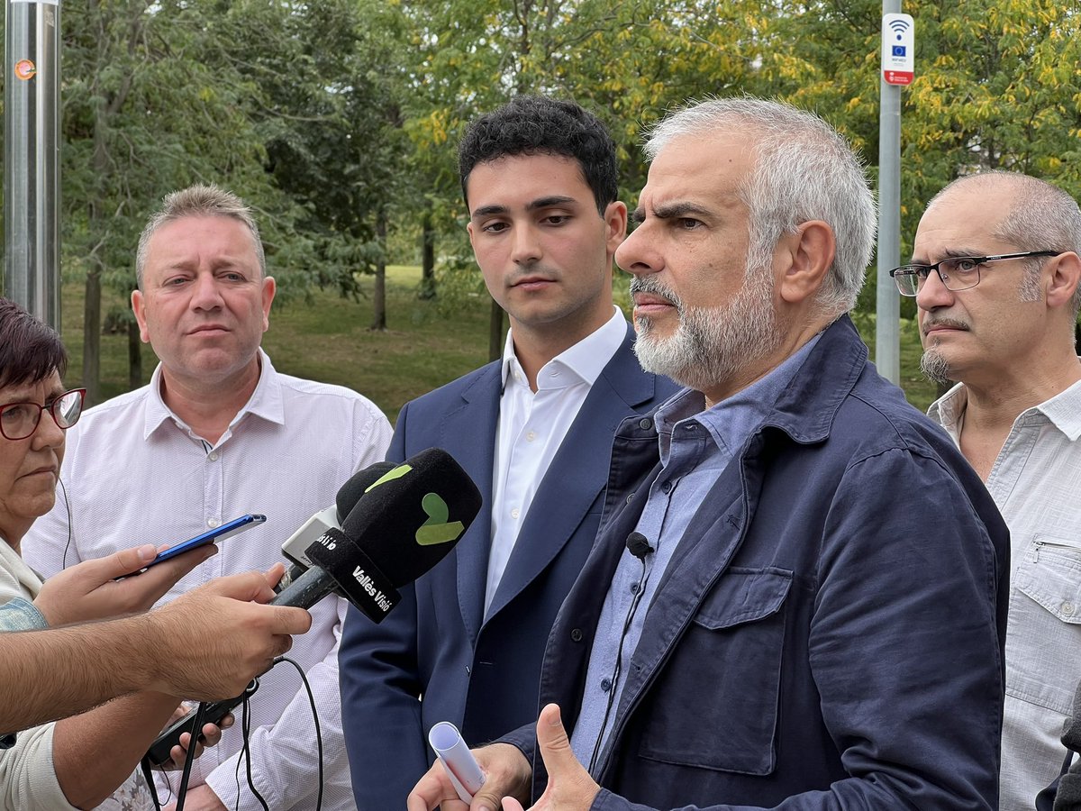 CsMollet's tweet photo. Hoy hemos presentado a nuestro candidato a la alcaldía para las elecciones municipales de 2023.

@MunnerXavi encabezará la lista de @CiutadansCs en #Mollet 

Tenim equip i projecte per a la nostra ciutat. https://t.co/QdCdLFINU8