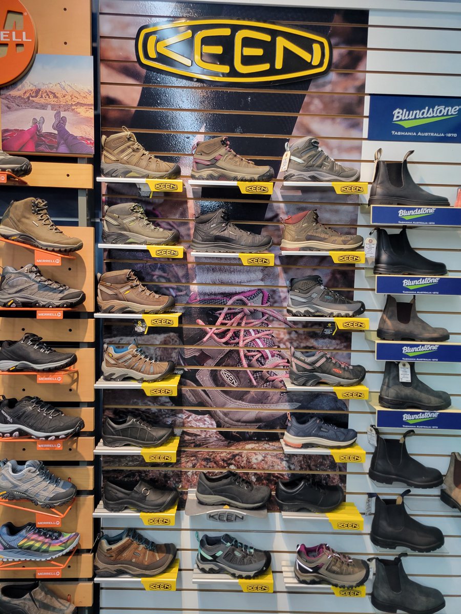 We've got a brand new KEEN display at our Regent location! 

#StoreFeature #NewStock #KEEN #Footwear #WeFitYou #CanadianFootwear #Winnipeg #Shoplocal