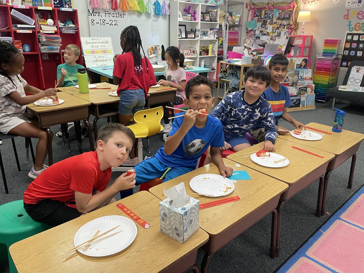 Laura L'Huillier Frazier tweet media