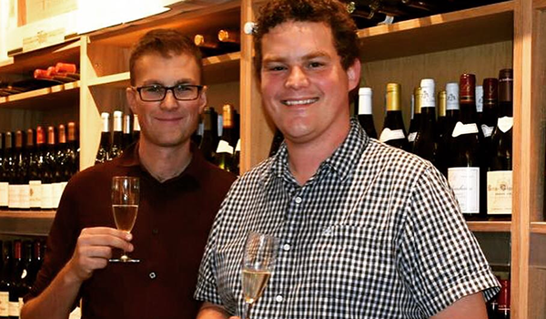 NEW BLOG!
<a href="/grape_minds/">Grape Minds</a> launch a crowdfunder for a new Summertown Wine Bar! Find out how you can help here &gt;&gt;

independentoxford.com/grape-minds-la…

<a href="/Graeme_Woodward/">Graeme Woodward</a> @Sarah_WiseGal #indieoxford #oxford