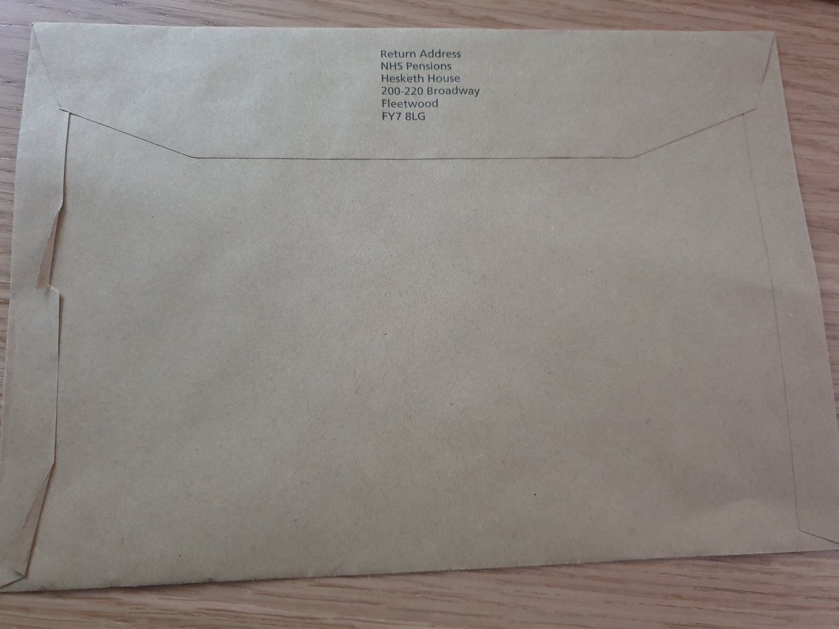 DrhrjN's tweet photo. 2nd year consultant. No PP. Quick calculation suggests pension charge despite carry forward. Will be going through in more detail using the @goldstone_tony BMA Pension Modeller. Thought it would not affect so early in my career but looks like I was wrong! #notsorted https://t.co/YNSiozTWJg