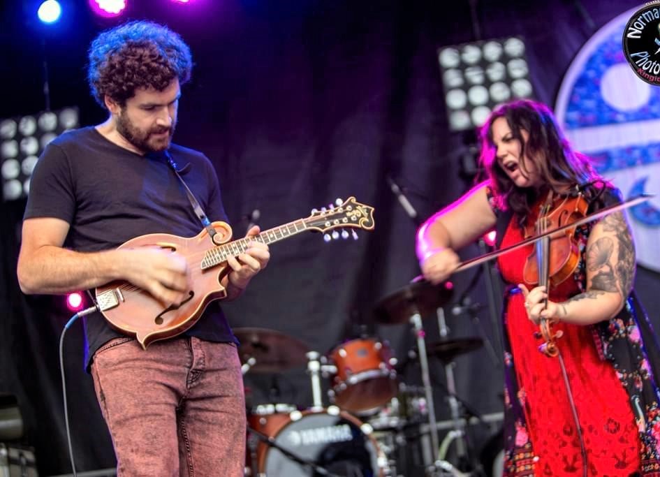 Gerard Erker &amp; Allie Kral Concert. Sat, Oct 1 10am-12:30pm. From The Mighty Pines and Yonder Mountain Stringband fame.  Amazing jam of Roots-Rock, Bluegrass &amp; More. <a href="/UCityFmsMkt/">U City Farmers Market</a>   6655 Delmar.