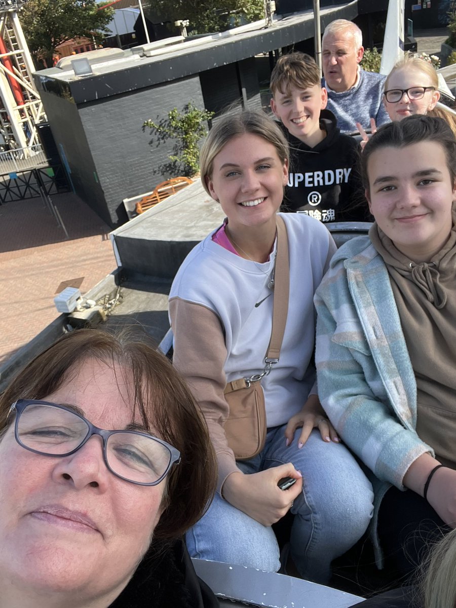 mrs_mcphee's tweet photo. A fantastic day out with our wonderful S2 pupils in Blackpool. @BannockburnHigh @MissPiggott_ @Pleasure_Beach @BBHS_MathsDept https://t.co/q6ysca9Aaz