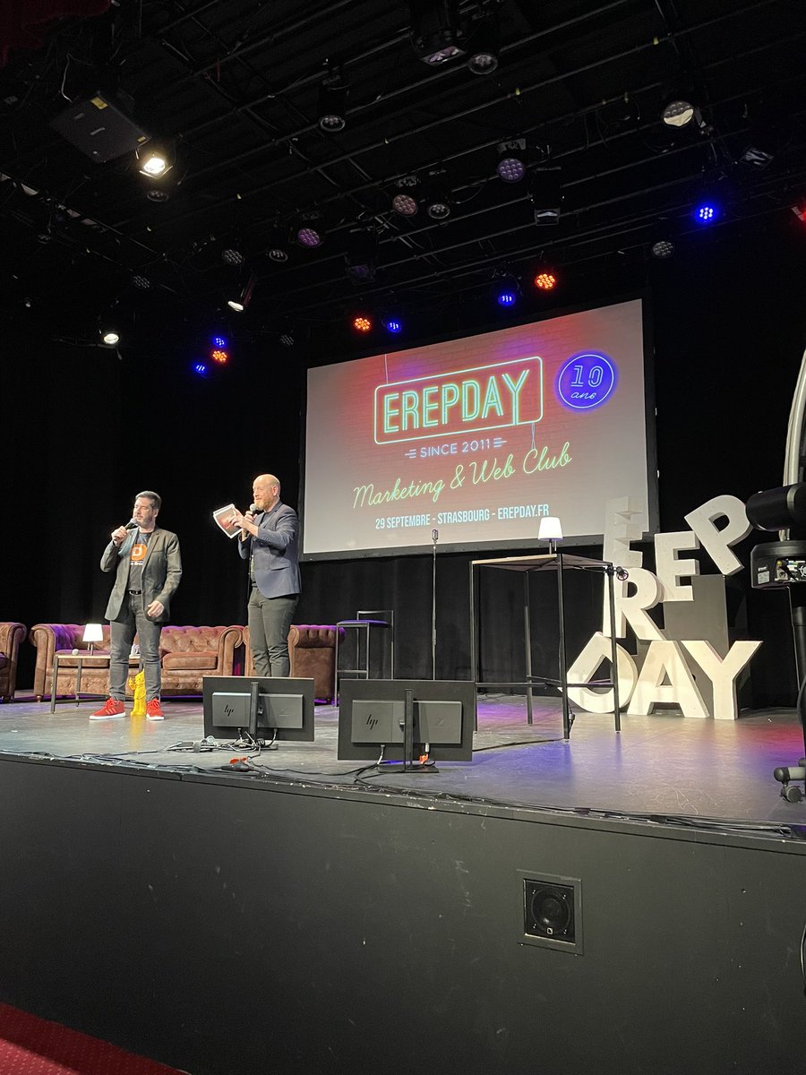 #Erepday Merci à tous pour cette 10ème édition anniversaire qui était vraiment canon grâce à nos intervenants, nos partenaires, nos équipes, nos animateurs, nos participants et tous ceux qui ont suivi l’événement aujourd’hui ! 🎉🙌🏼
