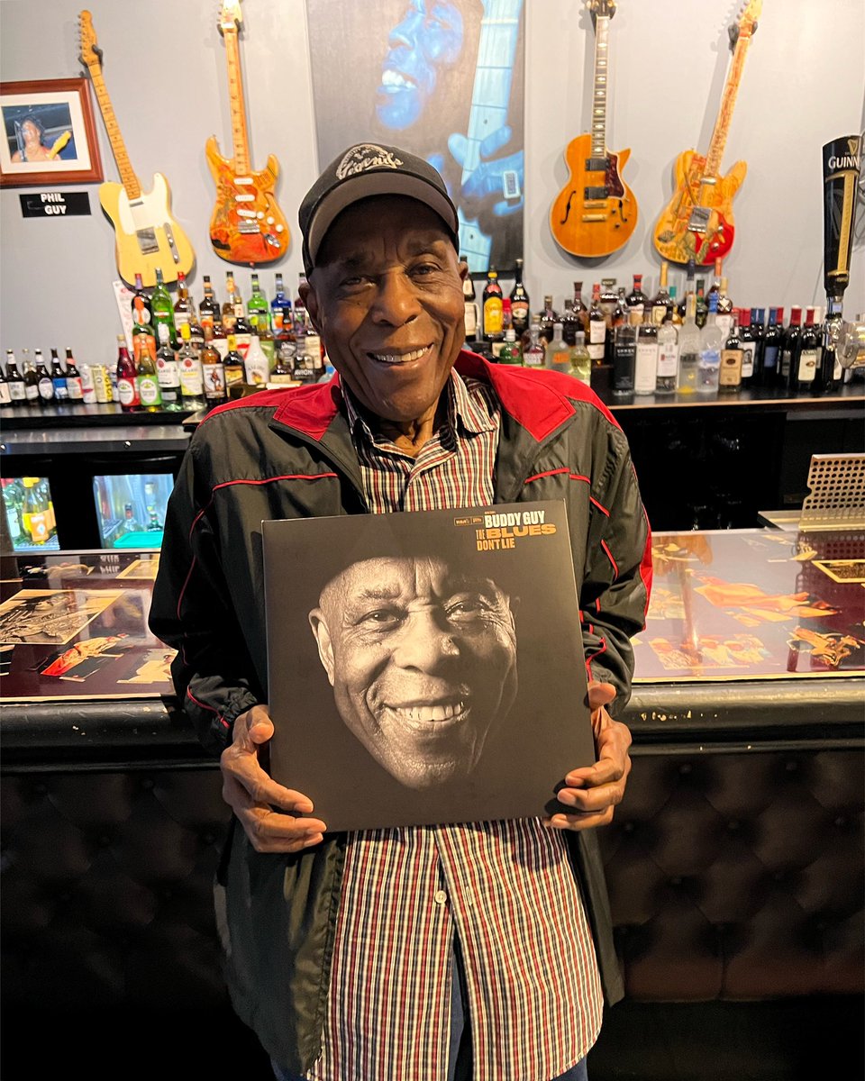 Buddy Guy (@therealbuddyguy) on Twitter photo Well, looky here! It’s a brand new record. 😁 ‘The Blues Don’t Lie’ is available everywhere tomorrow, Sept 30.
CDs and vinyl will be available tomorrow night at <a href="/BuddyGuys/">BuddyGuysLegends</a> Legends during the record release party. Get your tickets now at buddyguy.com - Team BG Well, looky here! It’s a brand new record. 😁 ‘The Blues Don’t Lie’ is available everywhere tomorrow, Sept 30.
CDs and vinyl will be available tomorrow night at <a href="/BuddyGuys/">BuddyGuysLegends</a> Legends during the record release party. Get your tickets now at buddyguy.com - Team BG