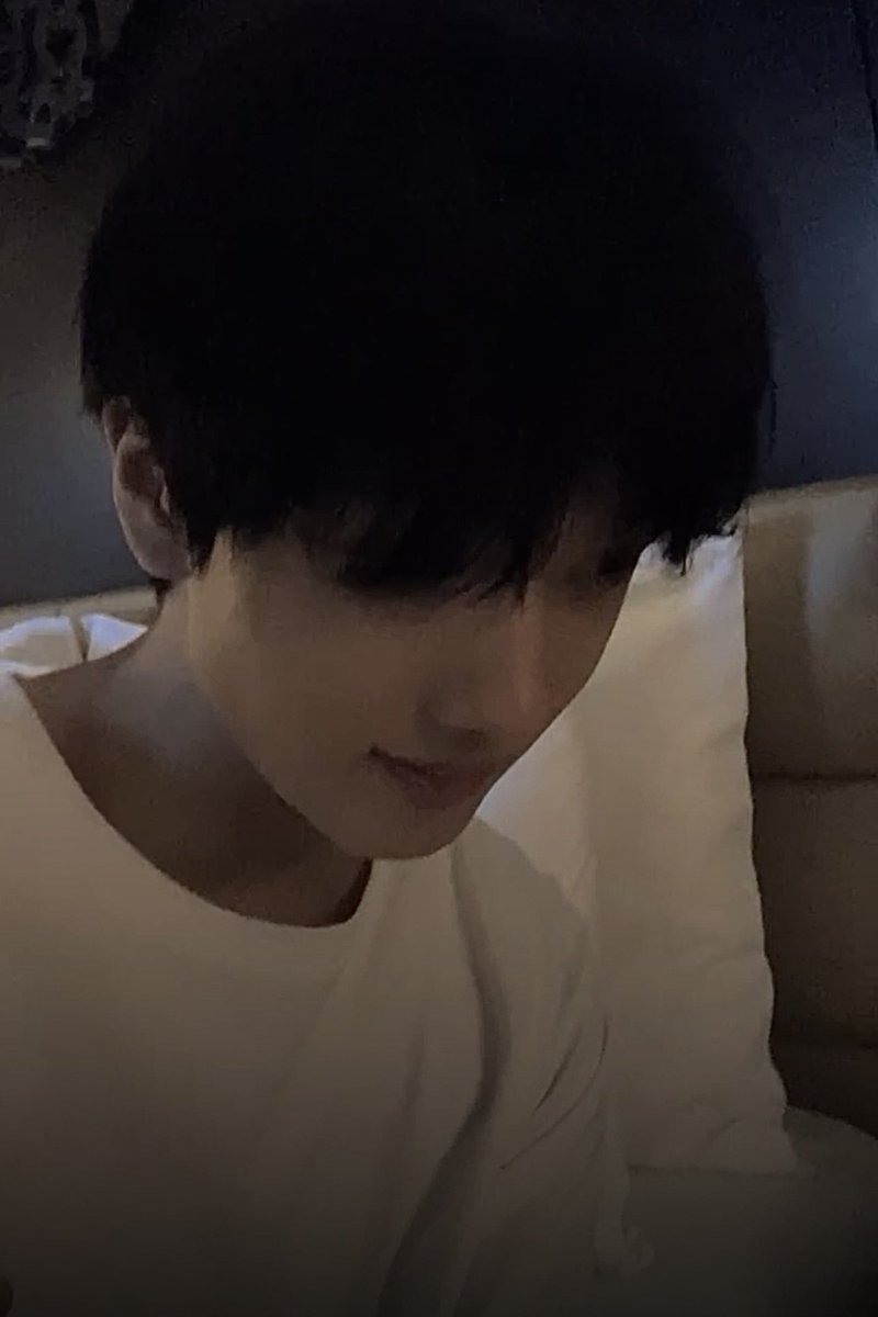 eye_eyely's tweet photo. ใครขโมยแตวม่อนในครัวไปคะ เค้าป่าวนะ
#sungmark #ซองม้าค https://t.co/ixGUEUELL6