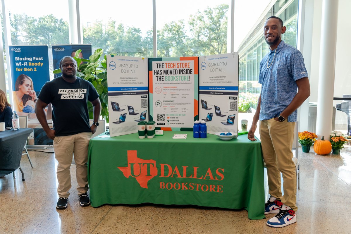 UTDAuxiliarySvs's tweet photo. The Bookstore is at the Innovation & Technology Summit hosted by @utdinfotech today until 4pm.
Drop by their booth to learn how the UTD Bookstore now carries tech products and offers repairs & services.
#utdallas #utdbookstore #utdtechstore https://t.co/jAVqUmRcSk