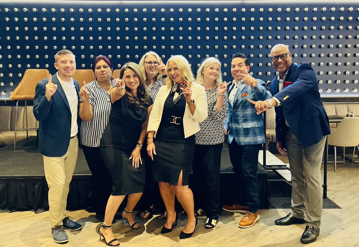 brindjb's tweet photo. Enjoyed visiting with many of our #DFW broker partners and provider partners at our broker kickoff this past week. Excited for #AEP! https://t.co/oB0M1GJ2GH