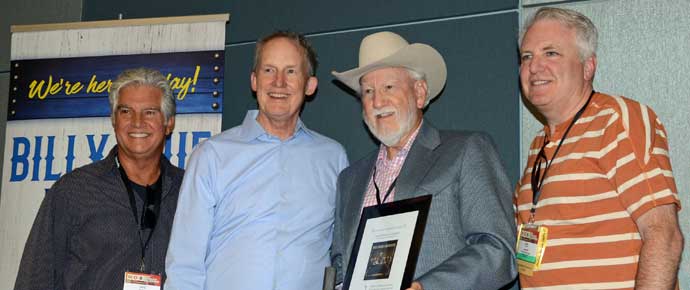 BluegrassToday's tweet photo. Wednesday photos from Bill Warren at World of Bluegrass 2022
https://t.co/QP00tTquAv #bluegrass #doylelawson #billybluerecords https://t.co/dwVsRWKEKT