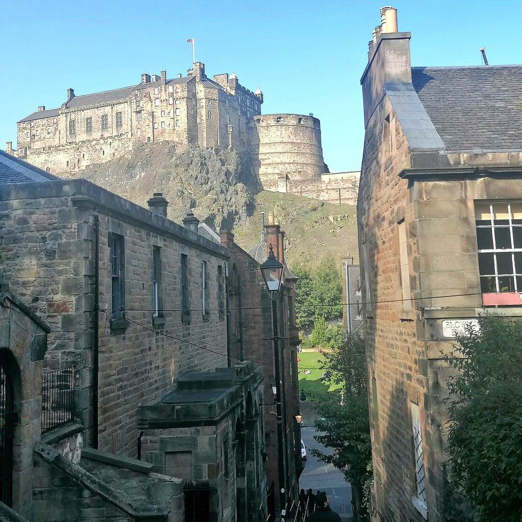 JessEast94's tweet photo. Quite a fan of my new lunchtime walking route (whilst it's still warm and the sun is shining anyway...) 🏴󠁧󠁢󠁳󠁣󠁴󠁿 https://t.co/GX8EEEjDSC