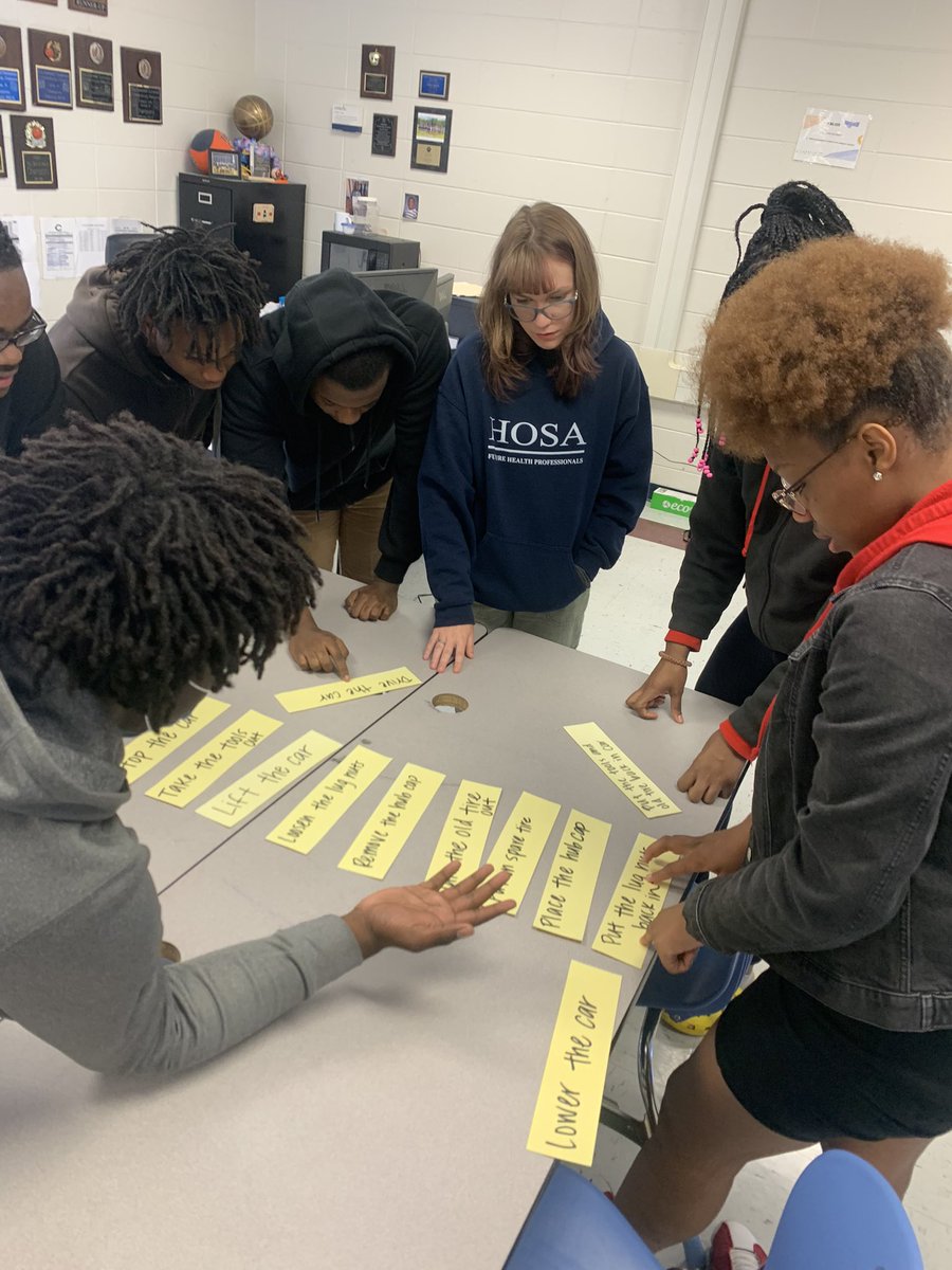 CoachJJohnson10's tweet photo. Driver’s Ed 5th https://t.co/REOOkooRdq