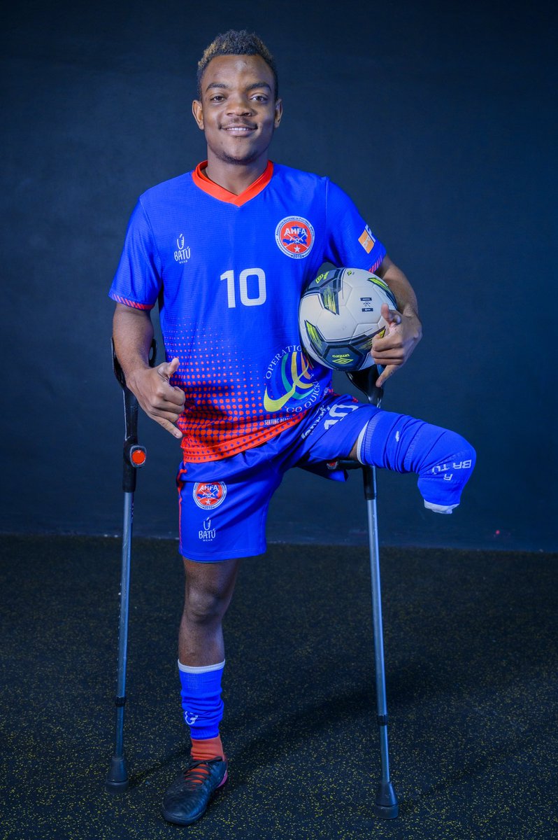 FootFemAmpute's tweet photo. La liste des joueurs de la sélection nationale des Amputé
#Attaquants (4) :
Saviola Charles (#10)
Stanley Gustave (#11)
Redondo El Principe Richard (#9)
Canot Dorvil (#18)
#Batù
#UNFPA
#GoQuicklY
#PROFIN
#ENPAK
#CBM
#CMMB
#GouvenmanAyisyen.
#farmatrix
📷 Jeanty Junior Augustin https://t.co/XOdXm7oiL0