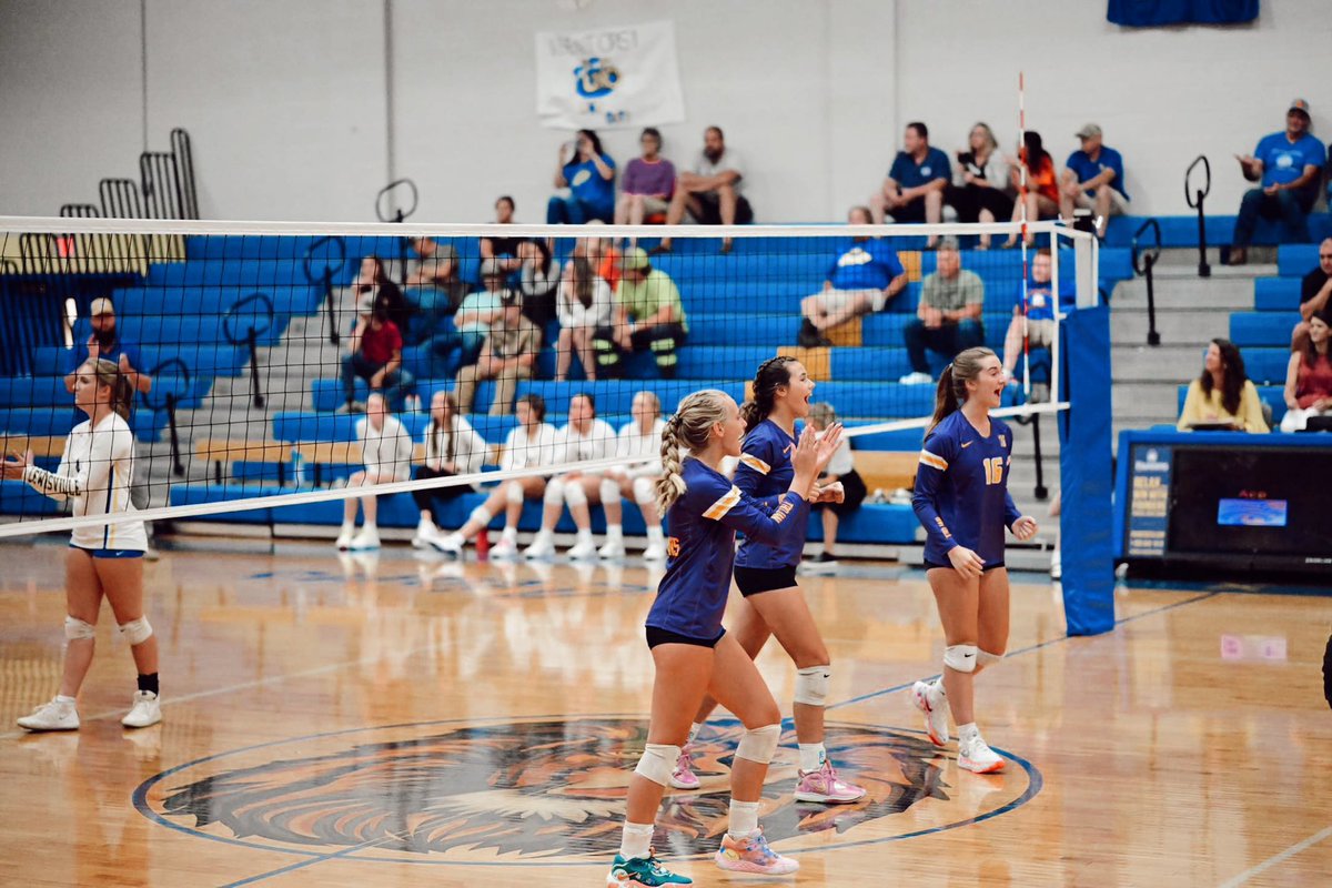 NHS Volleyball tweet media