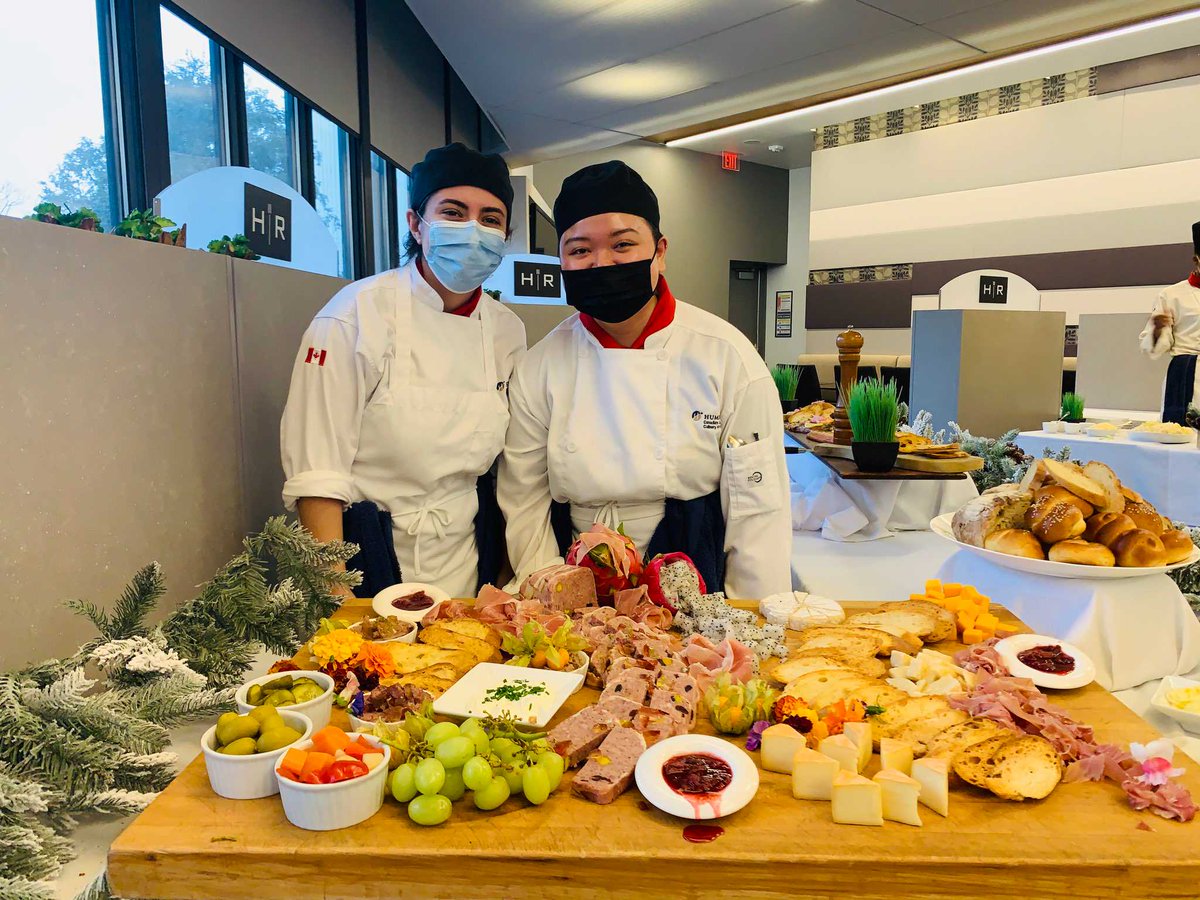 What a great start to the week at Humber Room.  Looking forward to seeing everyone for lunch on Fridays this semester.  That right!!!! Fridays!

👩‍🍳

#hungryhumber #ignite #humbercollege #hungryhawks #studentchefs #Fridaylunch