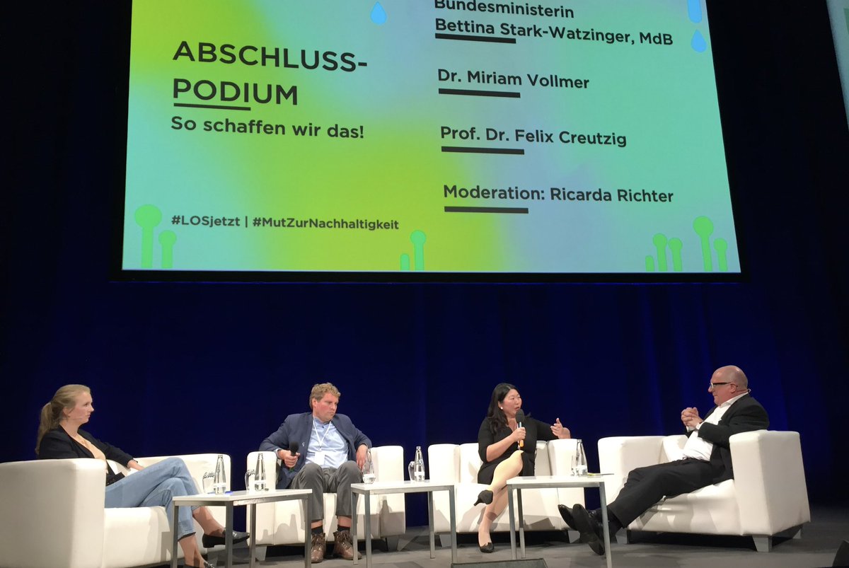 Schön war‘s bei <a href="/zeitwissen/">ZEIT Wissen</a>. Gute Gespräche, tollen Panels zugehört, und Mitmachen hat Riesenspass gemacht.