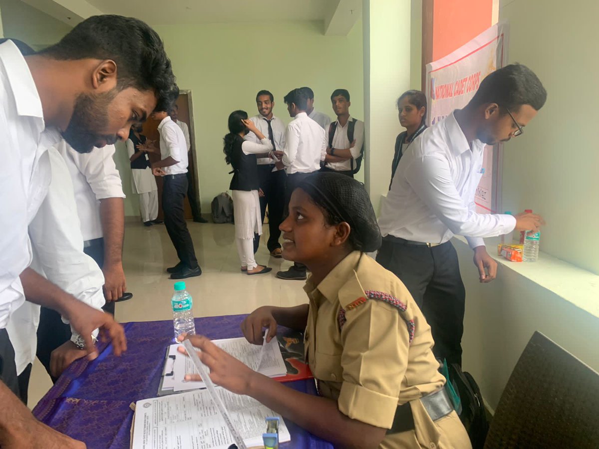 TndaluNcc's tweet photo. @NCCDte_TNPAN @HQ_DG_NCC 
@1TNBatteryNCC  @dgncc_india @Tndalu_chn A Blood donation camp was conducted by The Tamilnadu Dr.Ambedkar Law University NCC cadets of 1(TN)BTY NCC.Around 230 units of bloods donated by cadets, students, professor and military officers.
#NCC #donateblood https://t.co/wsURfJEfY3