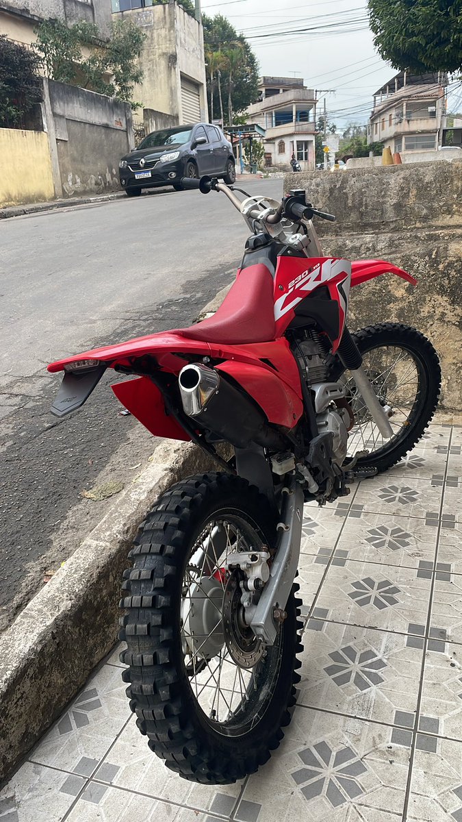 LrSsurf's tweet photo. Só Deus sabe o quanto eu sonhava com um trenzão desses 🥹🥹 obg por me dá força pra corre todo dia atrás e realizar meus  sonhos , só gratidão de mais pode tá vivendo os trem desde novo 🫶🏻 seja bem vinda cavalinha 💁🏻‍♂️⛰ https://t.co/vReYFw2MfE
